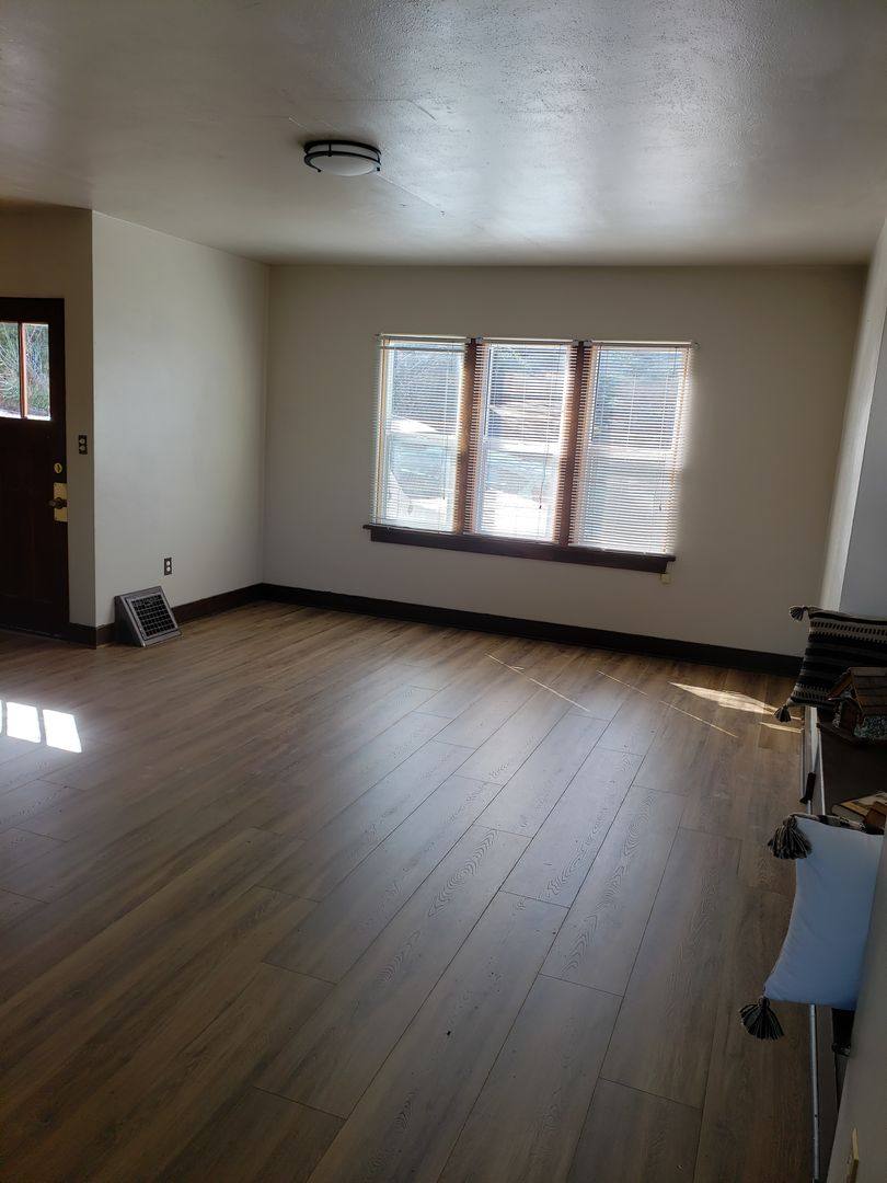 House for rent at 935 NE Maple St, Pullman, WA 99163
