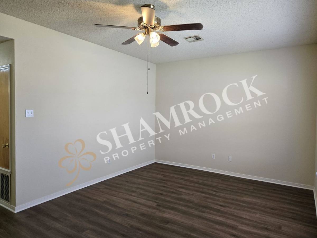 House for rent at 1713 Breezy, Woodway, TX 76712