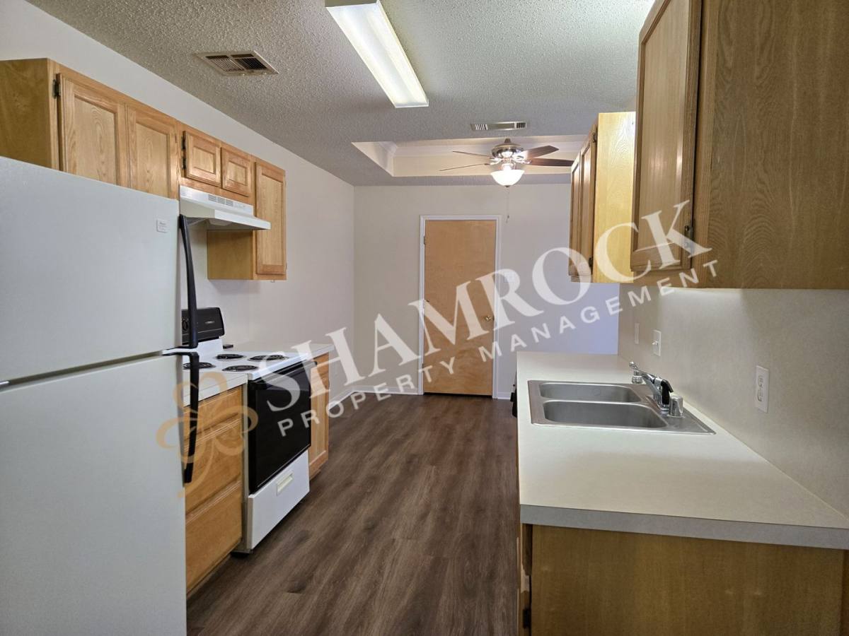 House for rent at 1713 Breezy, Woodway, TX 76712