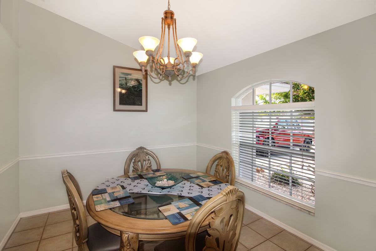 House for rent at 1180 Palmetto Dr, Venice, FL 34293