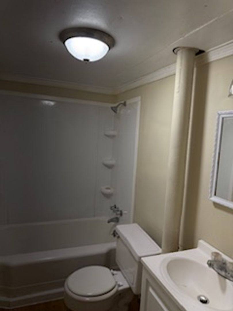House for rent at 692 Southern St, Spartanburg, SC 29303