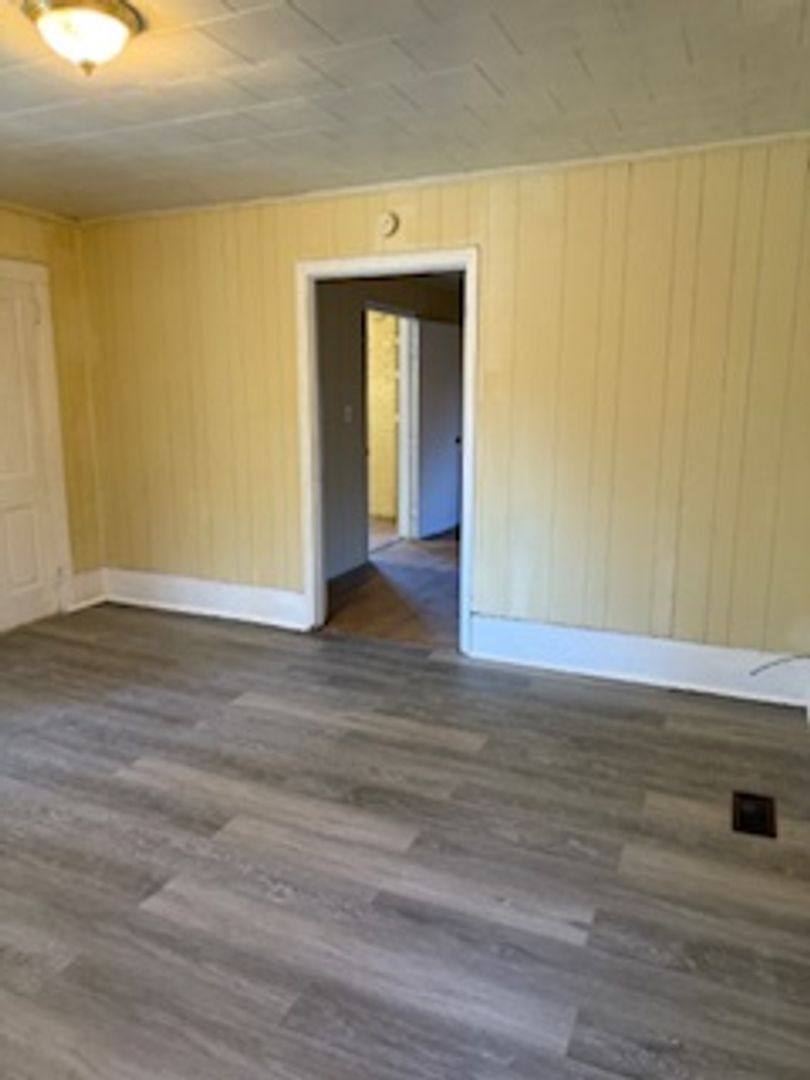 House for rent at 692 Southern St, Spartanburg, SC 29303