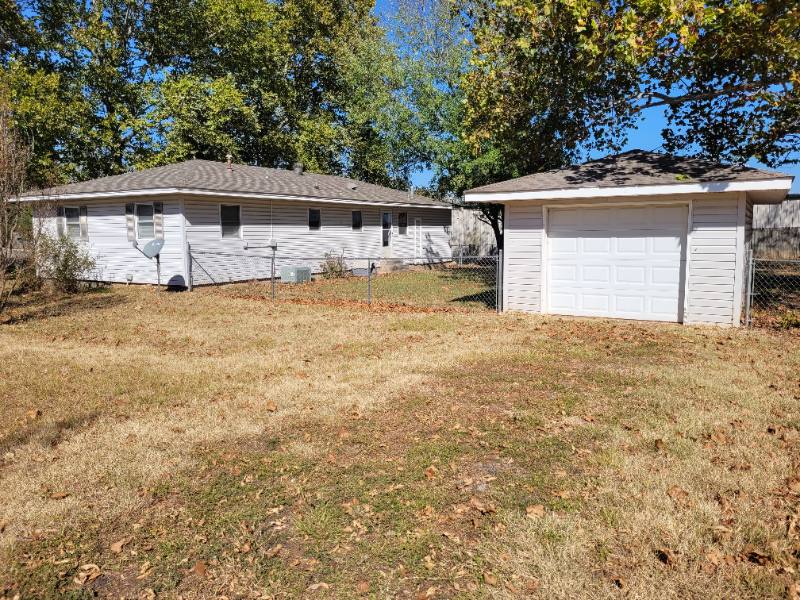 House for rent at 704 Strozier Lane, Barling, AR 72923