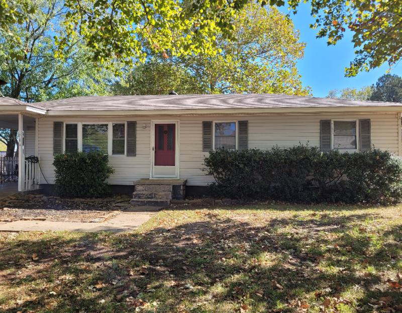 House for rent at 704 Strozier Lane, Barling, AR 72923