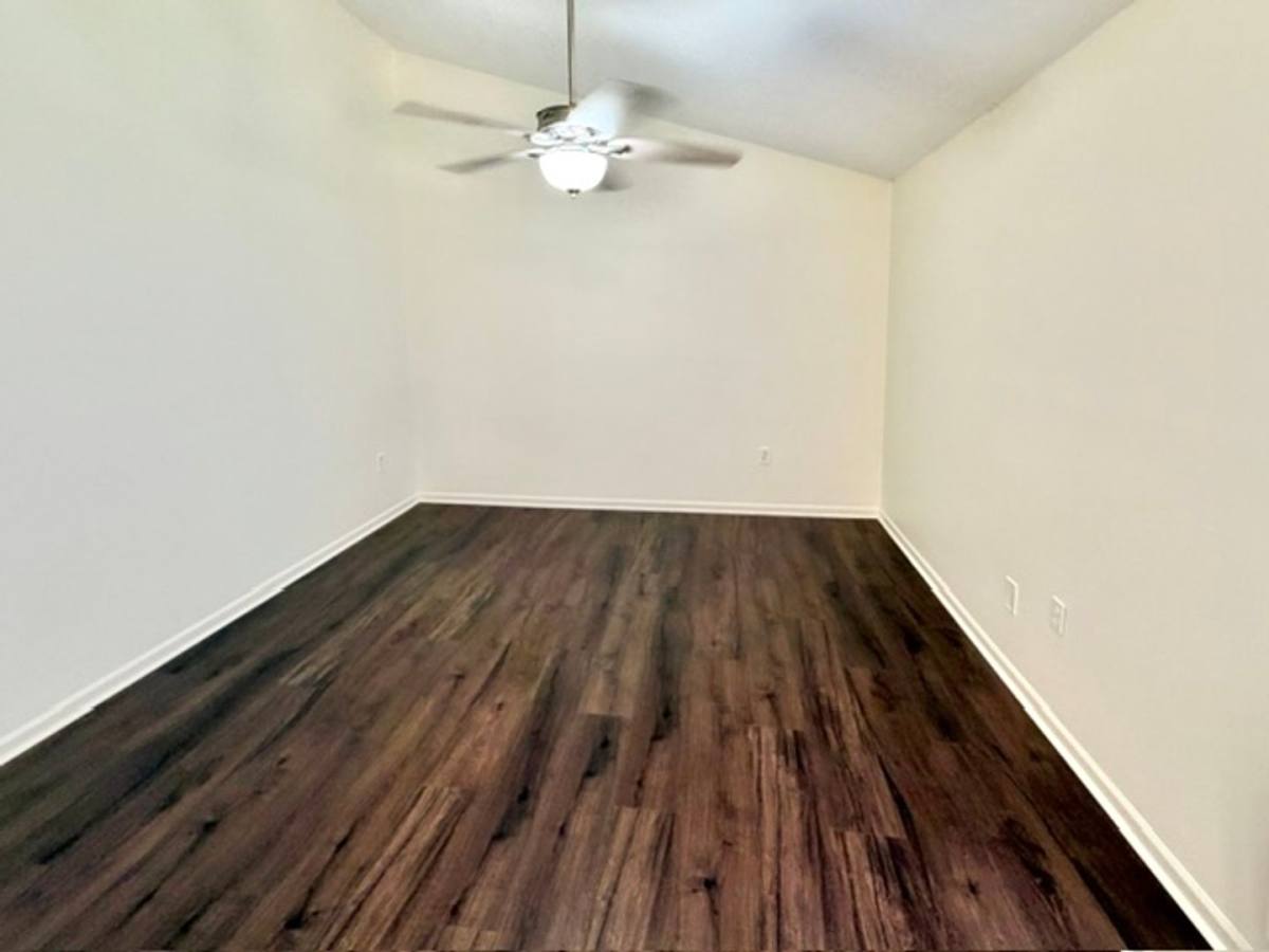 House for rent at 5673 Longacre Ave, Memphis, TN 38134