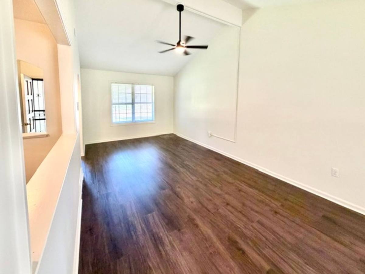 House for rent at 5673 Longacre Ave, Memphis, TN 38134