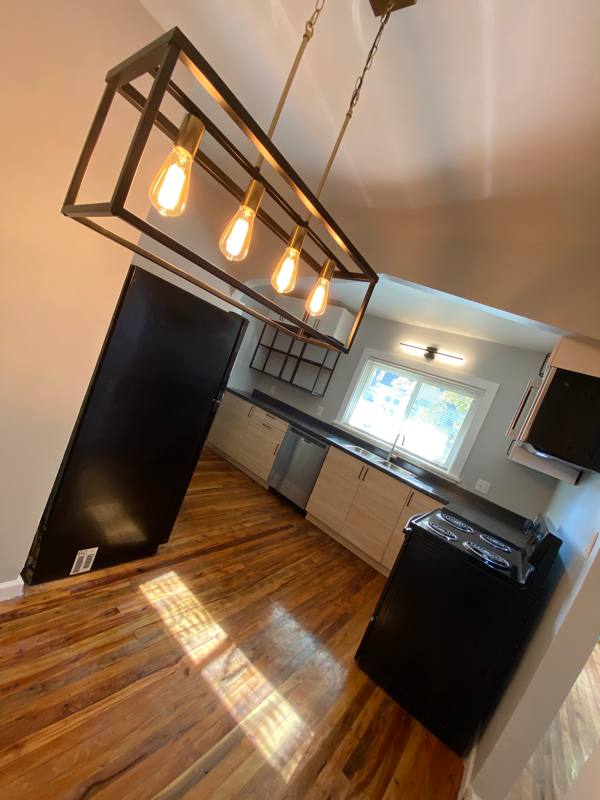 House for rent at 3020 Forest Dr, Alton, IL 62002