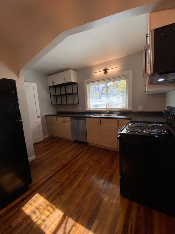 House for rent at 3020 Forest Dr, Alton, IL 62002