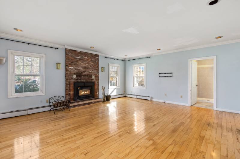 Condo for rent at 605 Old Wellington Rd, Manchester, NH 03104