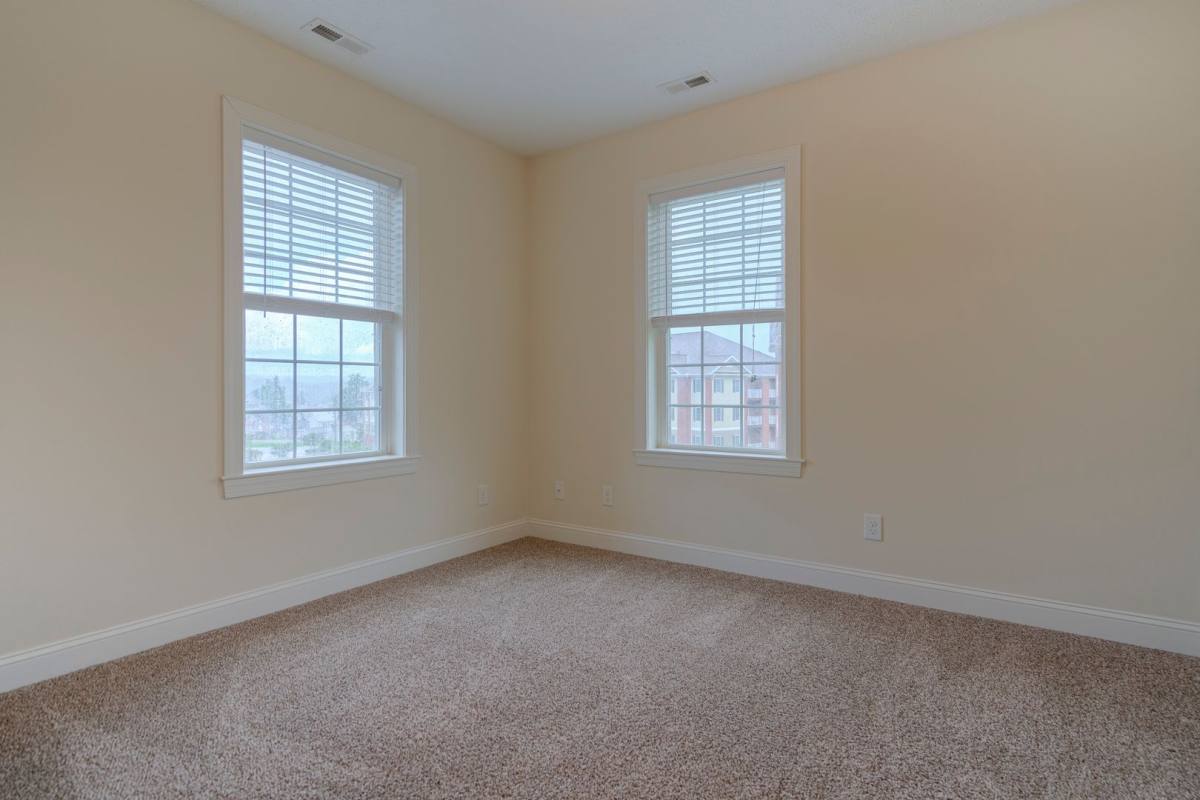 Apartment for rent at 1201 Lawrence St, Radford, VA 24141