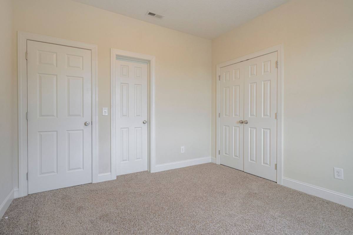 Apartment for rent at 1201 Lawrence St, Radford, VA 24141