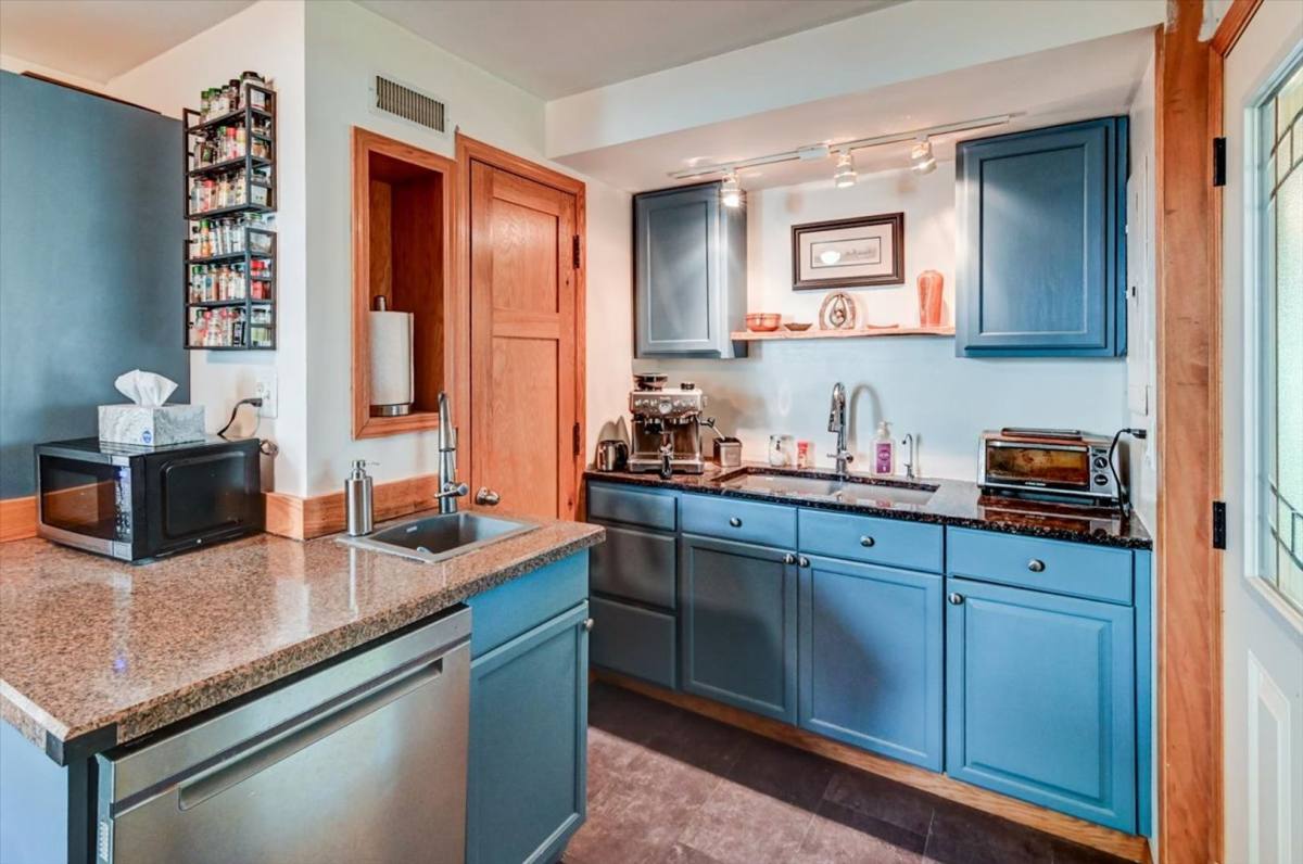 House for rent at 2961 Union St, Madison, WI 53704