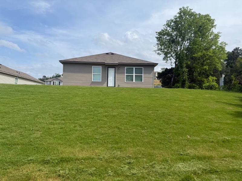 House for rent at 8632 Mohring Place, Leeds, AL 35094
