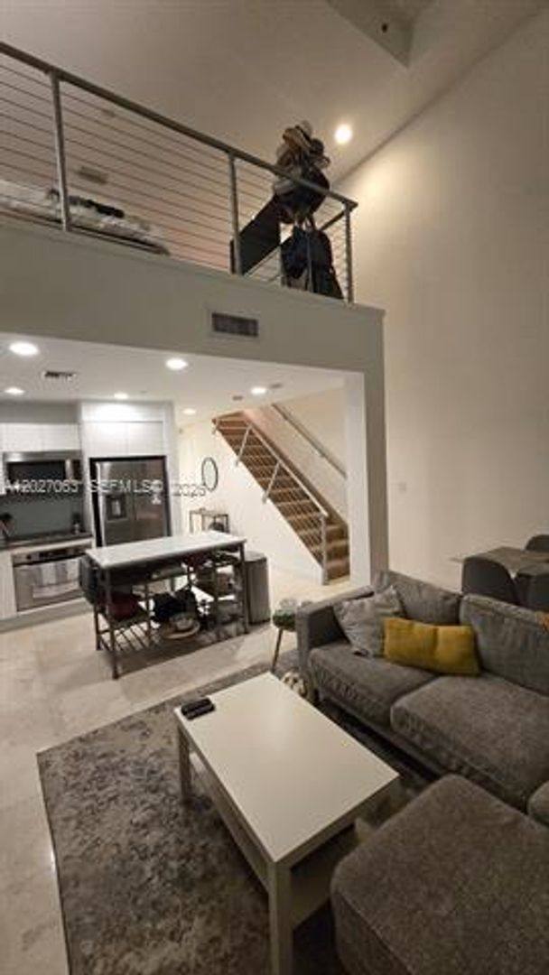 Apartment for rent at 1050 Brickell Ave, Miami, FL 33131