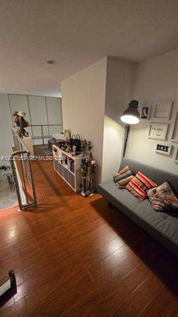 Apartment for rent at 1050 Brickell Ave, Miami, FL 33131