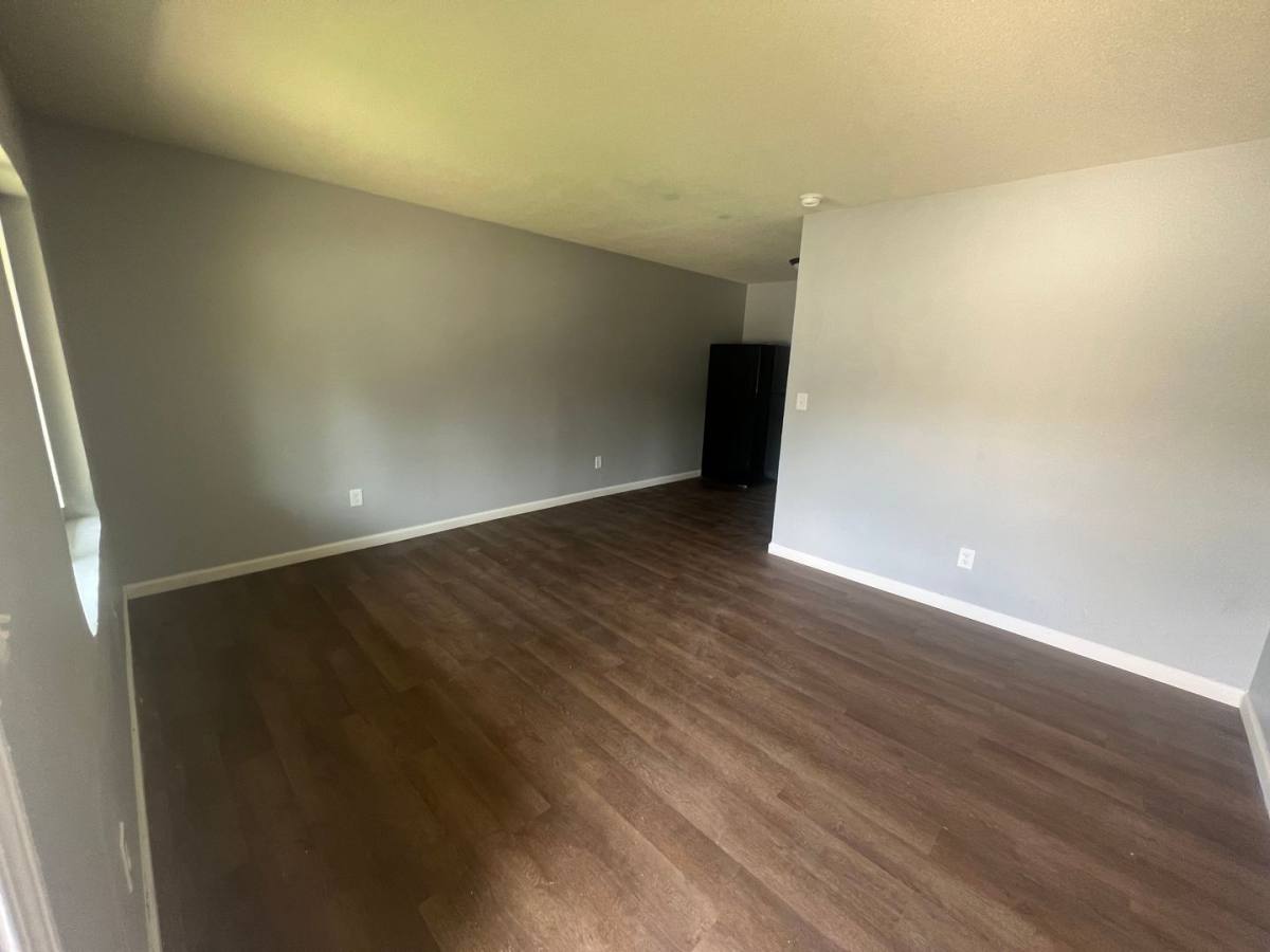 Apartment for rent at 407 30th Place, Tuscaloosa, AL 35401