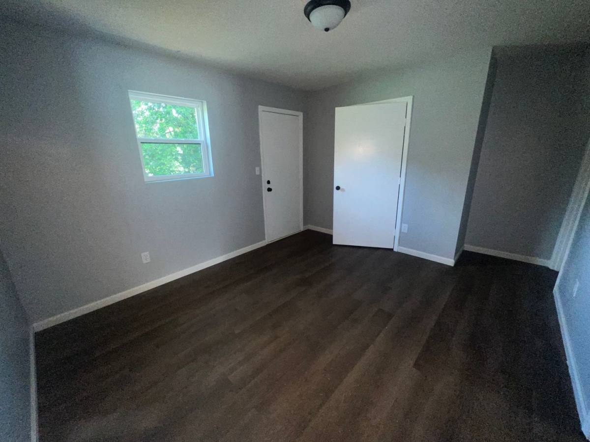 Apartment for rent at 407 30th Place, Tuscaloosa, AL 35401