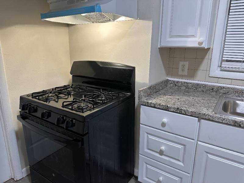 Apartment for rent at 98 President St #3, Passaic, NJ 07055