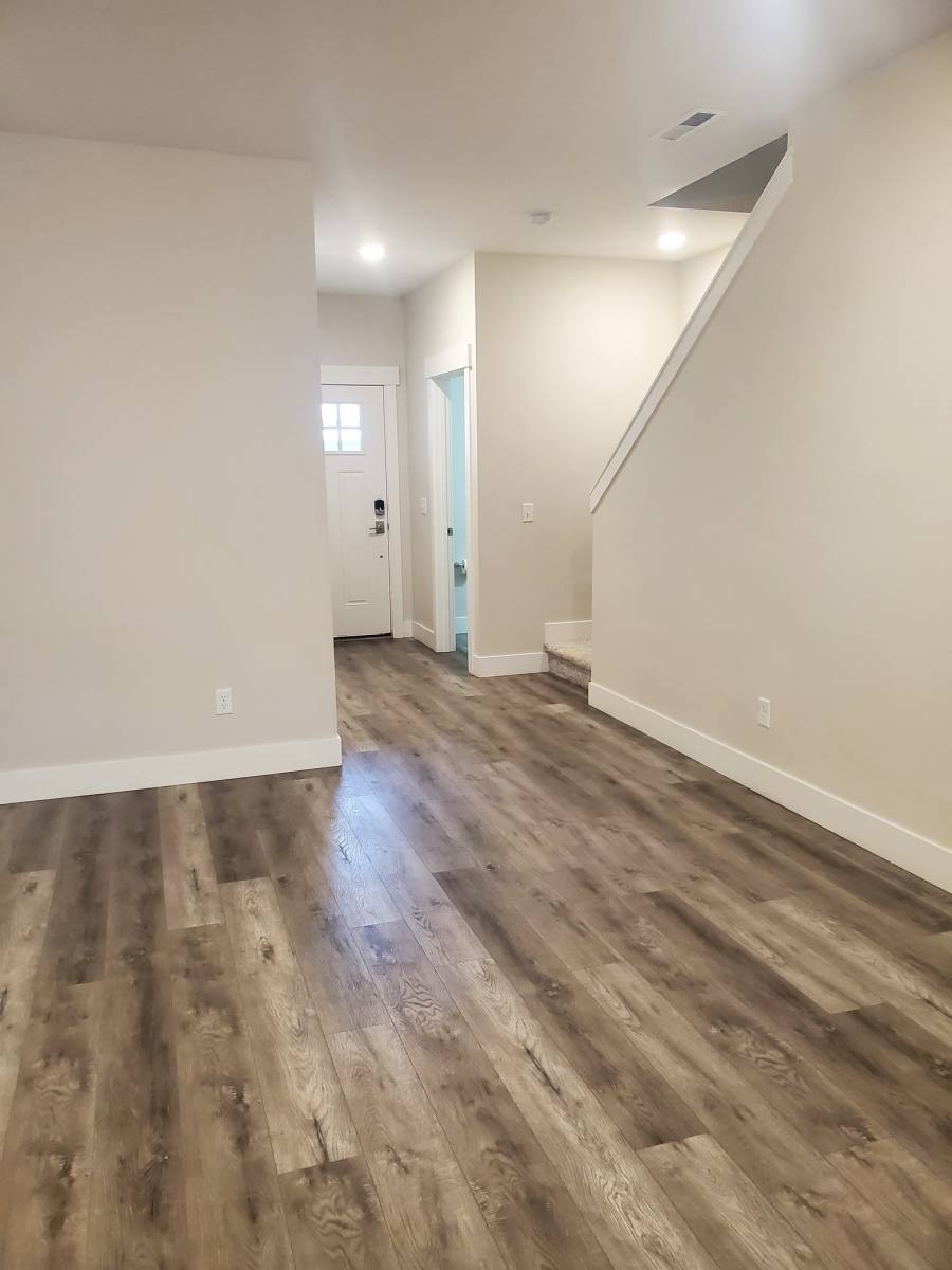 Townhouse for rent at 301 Riverpark #101, Wenatchee, WA 98801