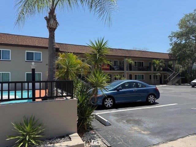 Apartment for rent at 411 S Nimbus Ave #3, Clearwater, FL 33765