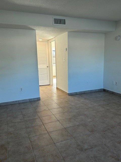 Apartment for rent at 411 S Nimbus Ave #3, Clearwater, FL 33765