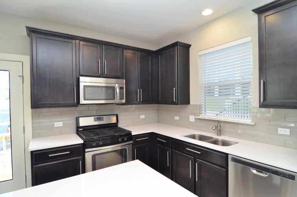 Townhouse for rent at 2921 Bond Dr, Austin, TX 78741