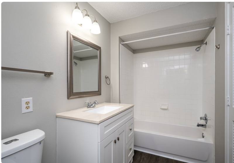 Apartment for rent at 2121 Lobdell Blvd #H21, Baton Rouge, LA 70806