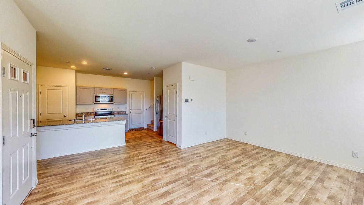Townhouse for rent at 4261 Venus Falls Ave, North Las Vegas, NV 89084