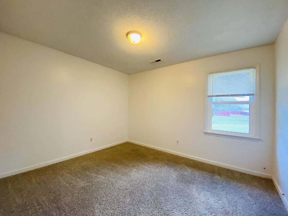 House for rent at 212 Elton Circle S, Meridianville, AL 35759