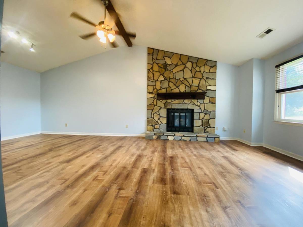 House for rent at 212 Elton Circle S, Meridianville, AL 35759