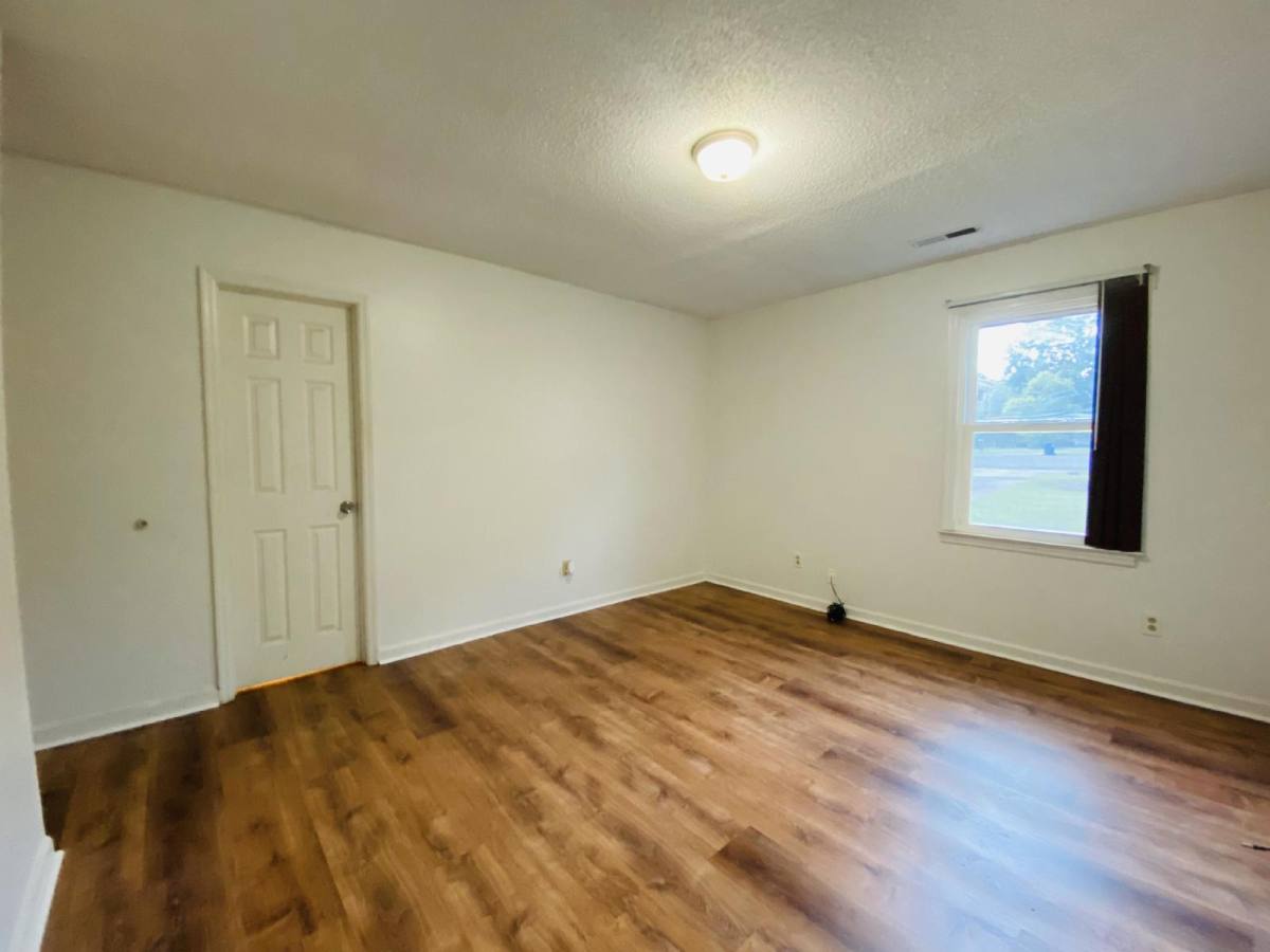 House for rent at 212 Elton Circle S, Meridianville, AL 35759