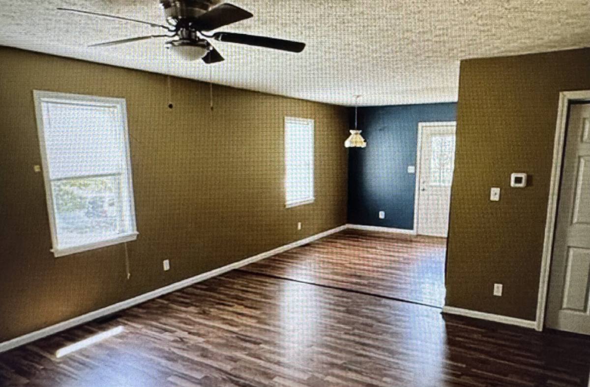 House for rent at 18 Grove Hills Dr, Flat Rock, NC 28731