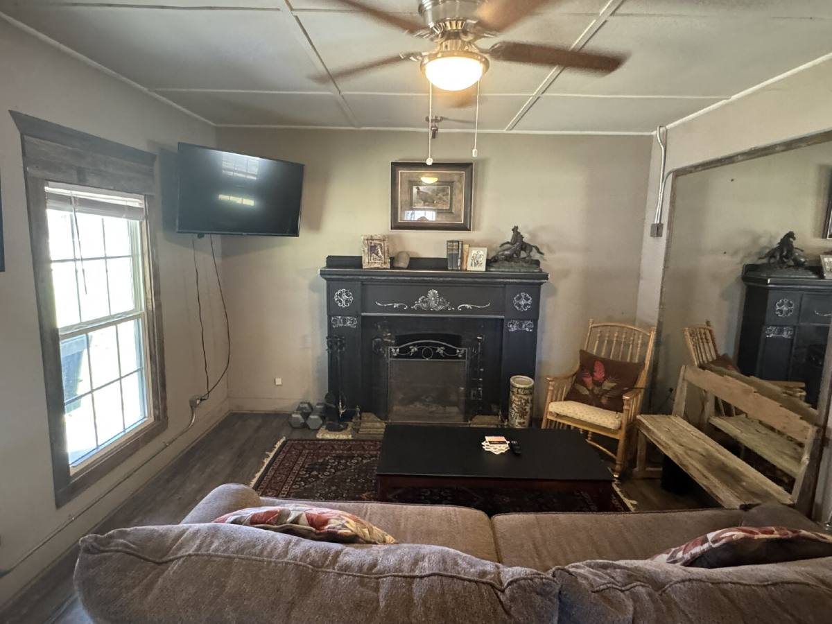House for rent at 2701 County Rd #117, Mingus, TX 76463