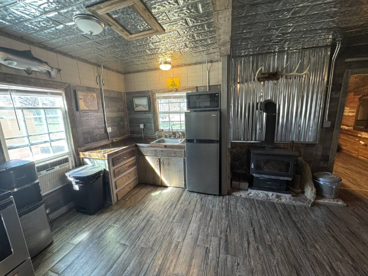 House for rent at 2701 County Rd #117, Mingus, TX 76463