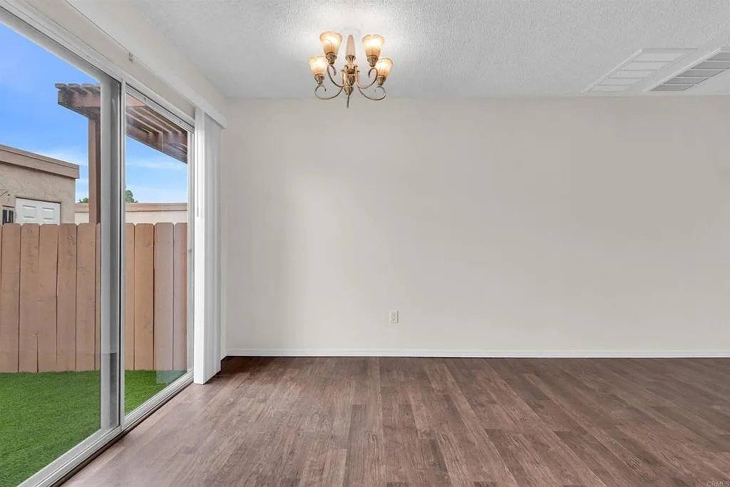 Townhouse for rent at 1643 Rue De Valle, San Marcos, CA 92078