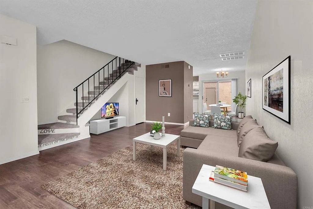 Townhouse for rent at 1643 Rue De Valle, San Marcos, CA 92078