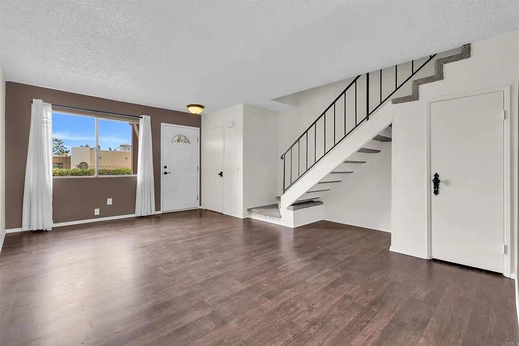 Townhouse for rent at 1643 Rue De Valle, San Marcos, CA 92078