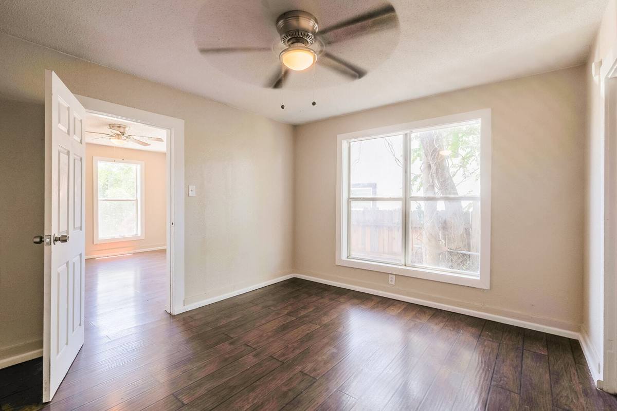 Townhouse for rent at 2114 20th St, Lubbock, TX 79411