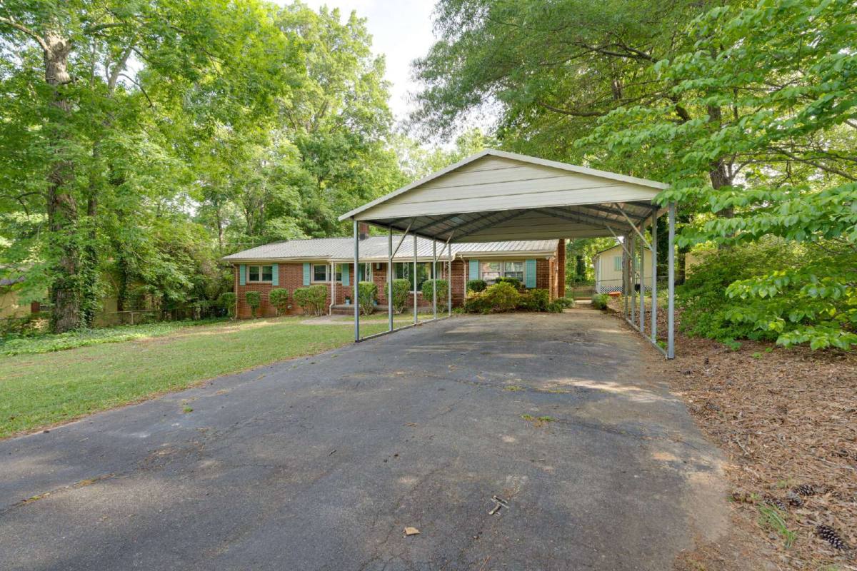 House for rent at 2026 Jefferson Dr, Hillsborough, NC 27278