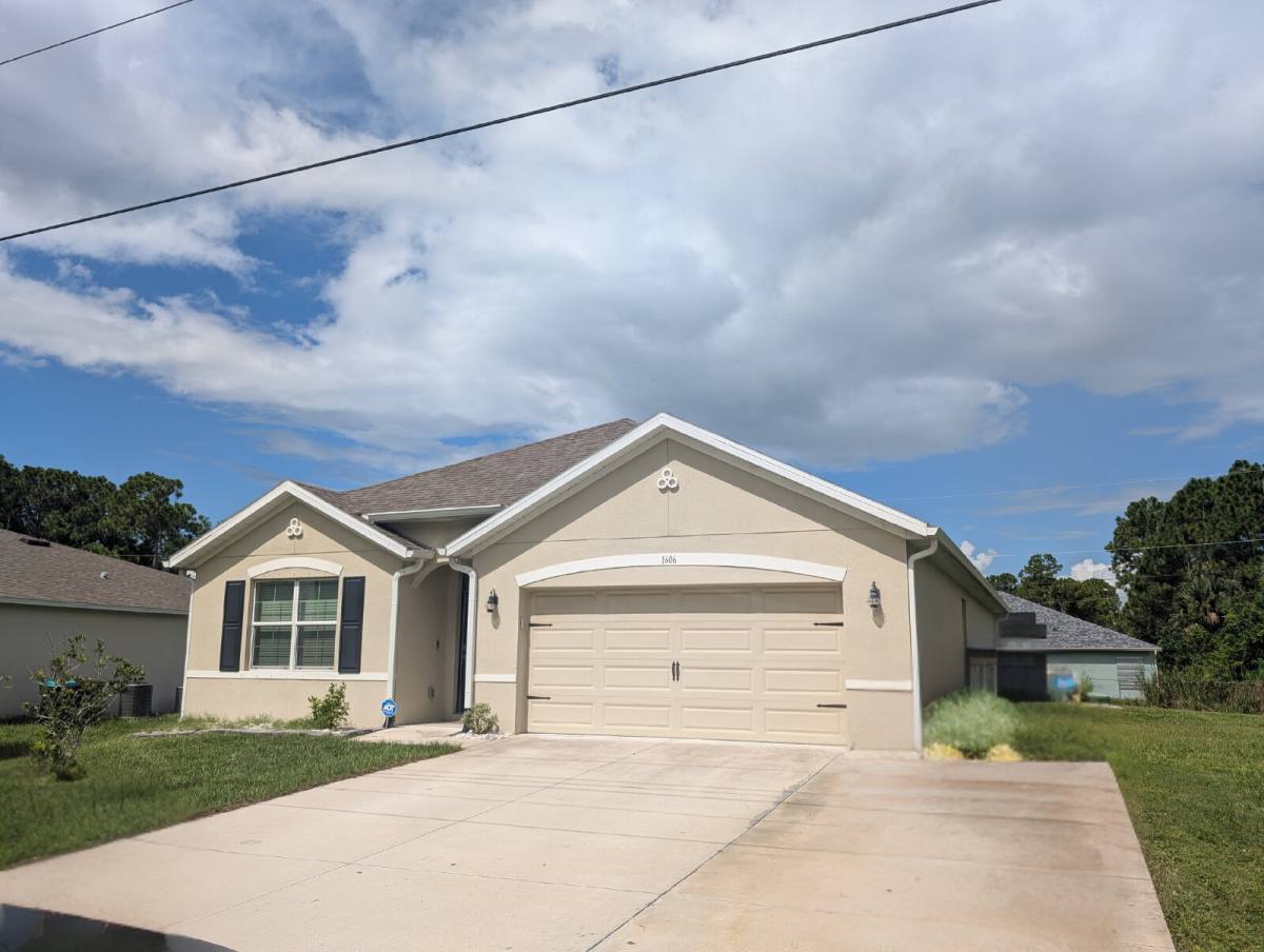 House for rent at 1606 Degroodt Rd SW, Palm Bay, FL 32908