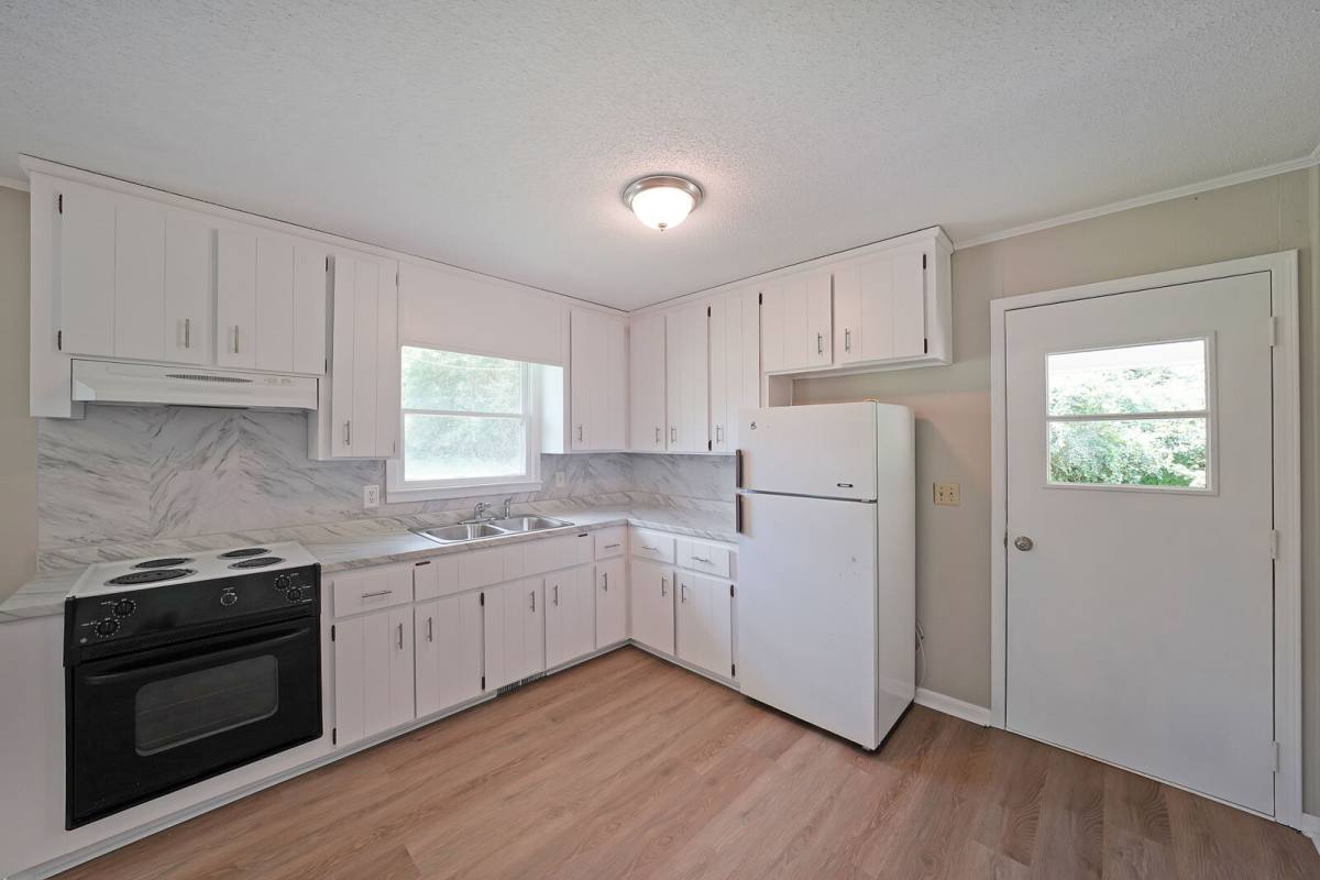 House for rent at 251 Hog Farm Circle, Canton, GA 30115