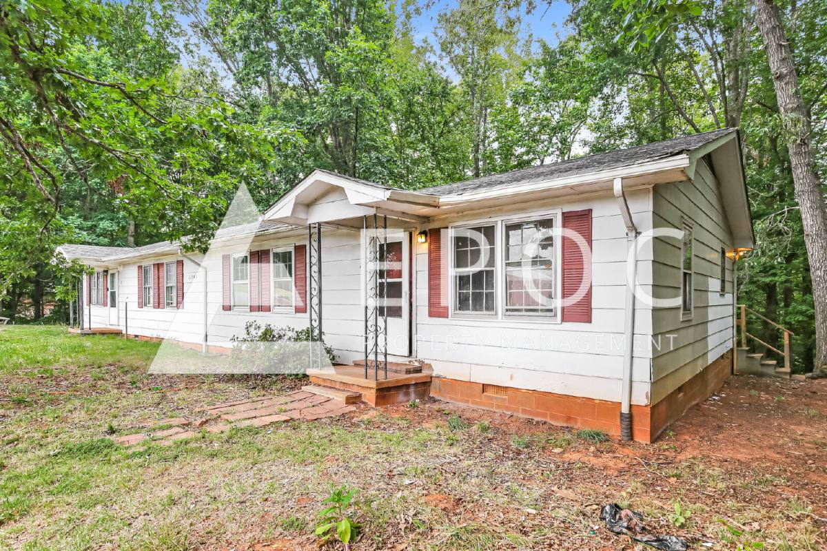 Apartment for rent at 2785 Nc Highway 14 #A, Reidsville, NC 27320