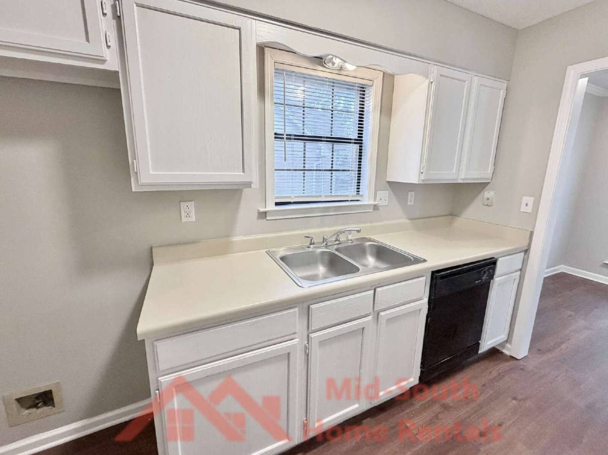 House for rent at 6001 Cedarcrest Court, Memphis, TN 38141