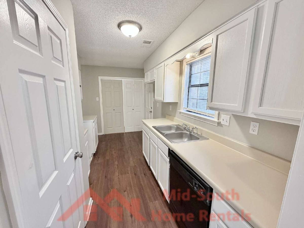 House for rent at 6001 Cedarcrest Court, Memphis, TN 38141