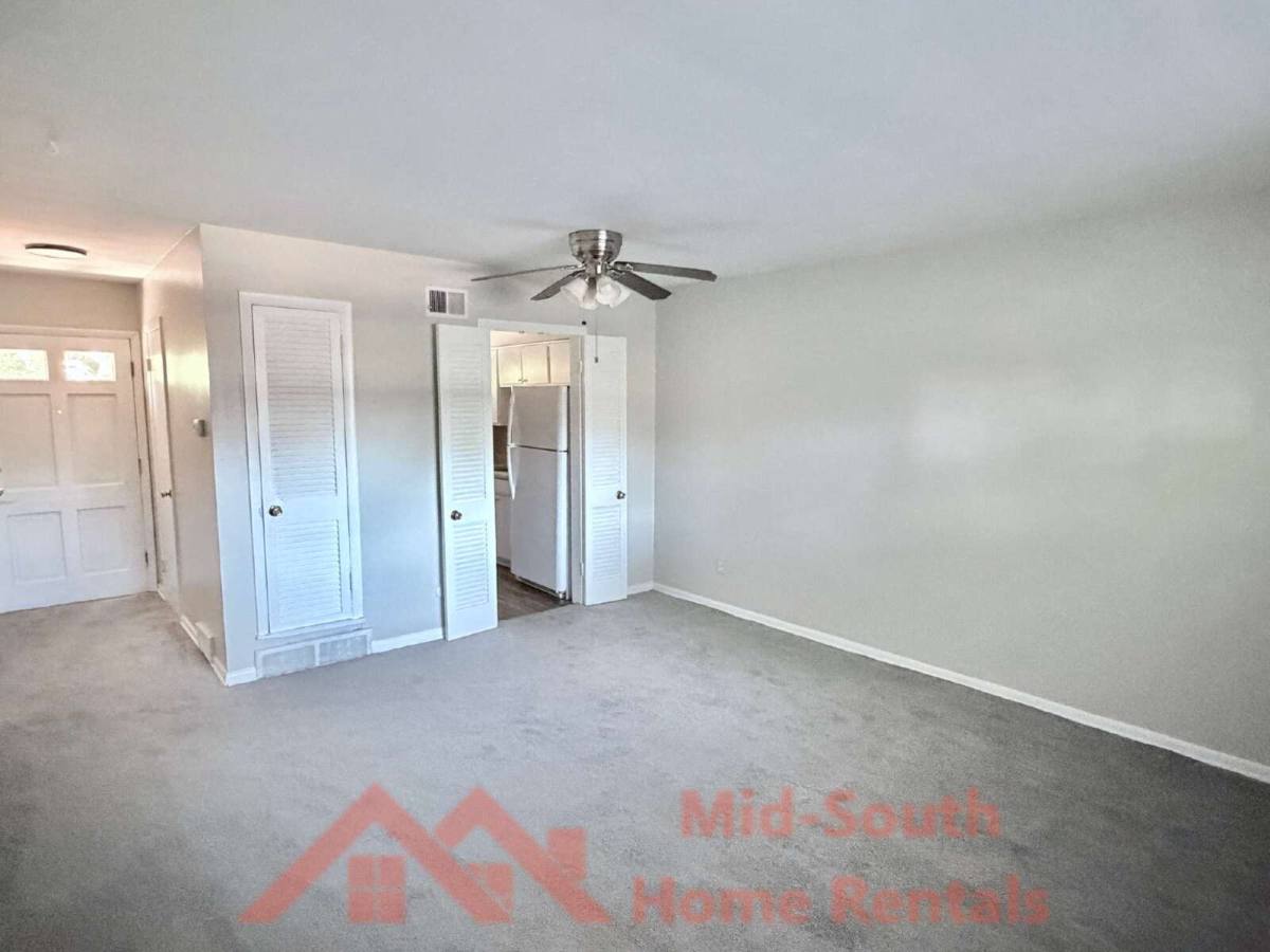 Apartment for rent at 25 N Idlewild #10, Memphis, TN 38104
