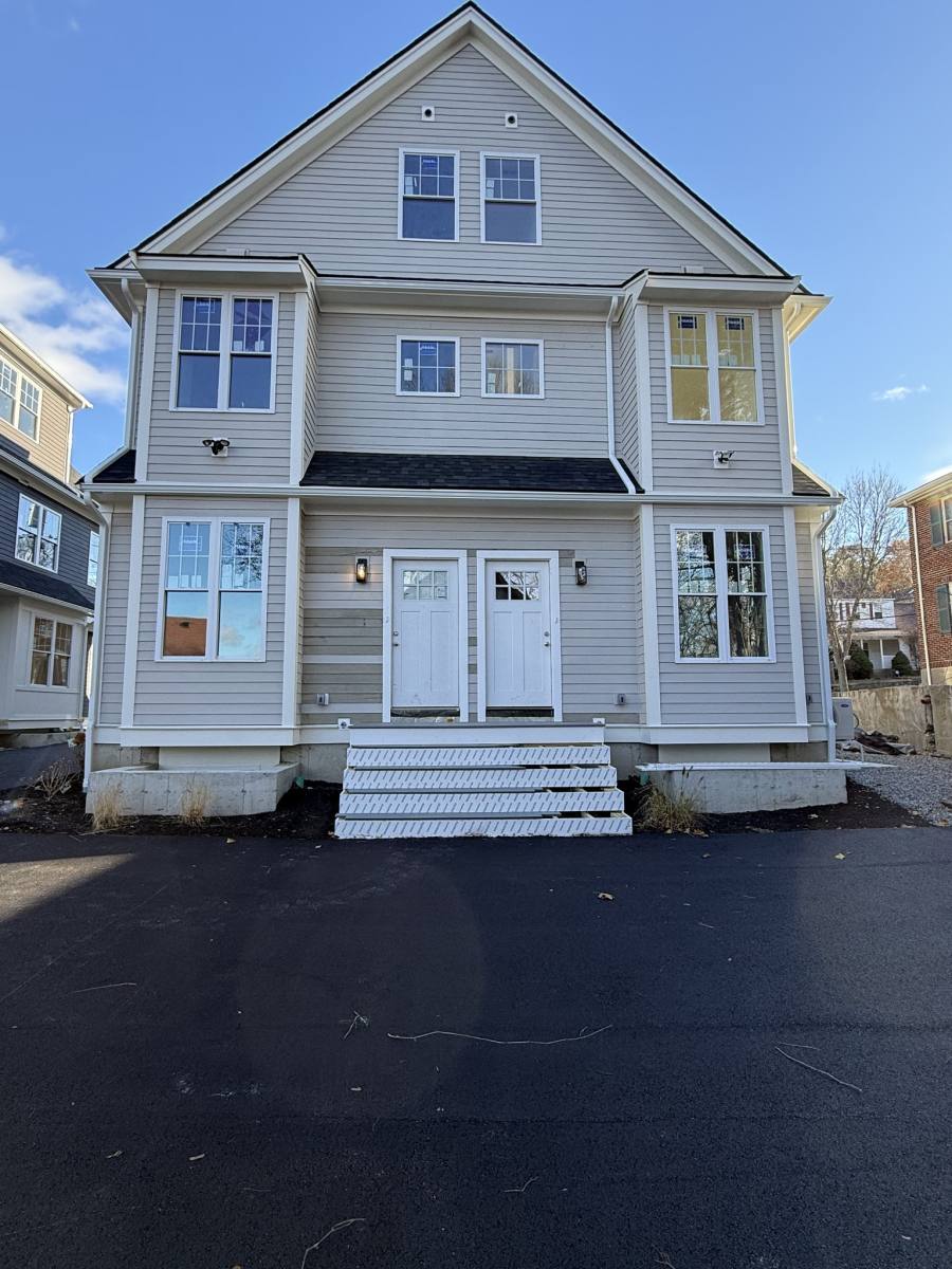Apartment for rent at 49 Chase St #3, Newton Center, MA 02459