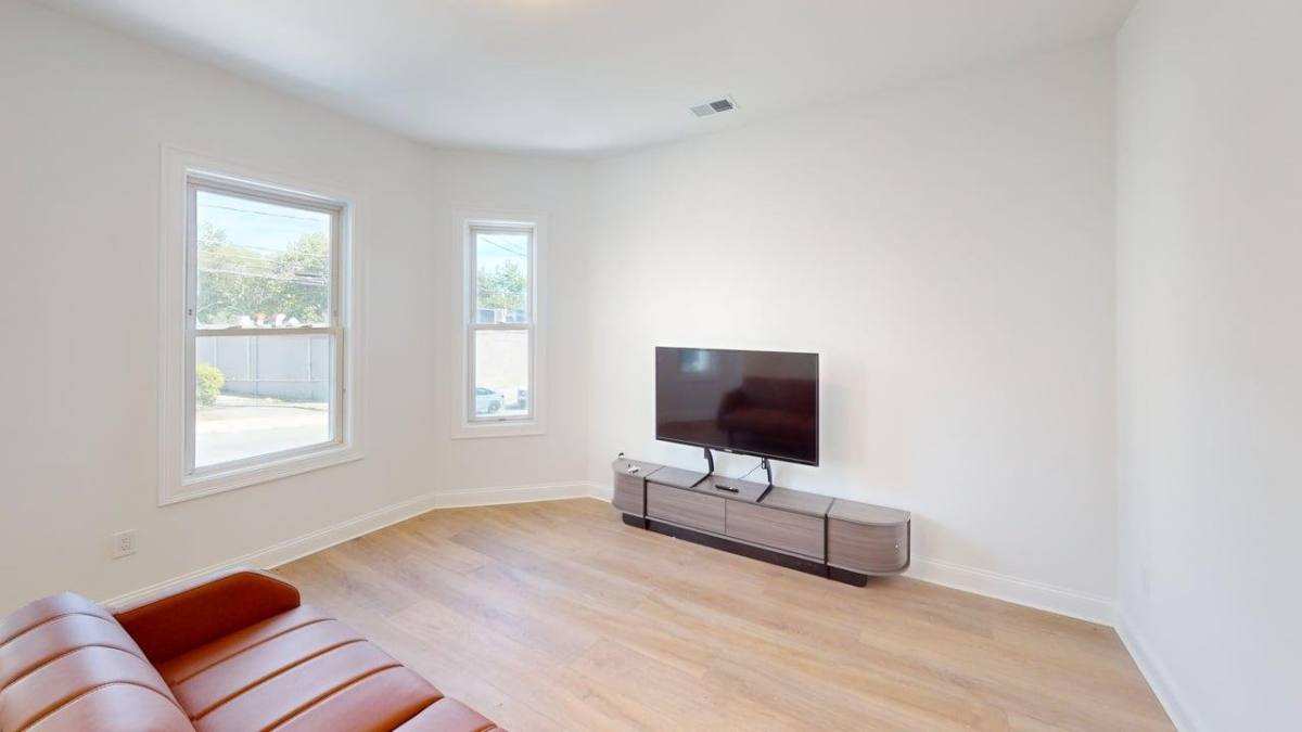 Apartment for rent at 10 Bigelow St #2, Brighton, MA 02135