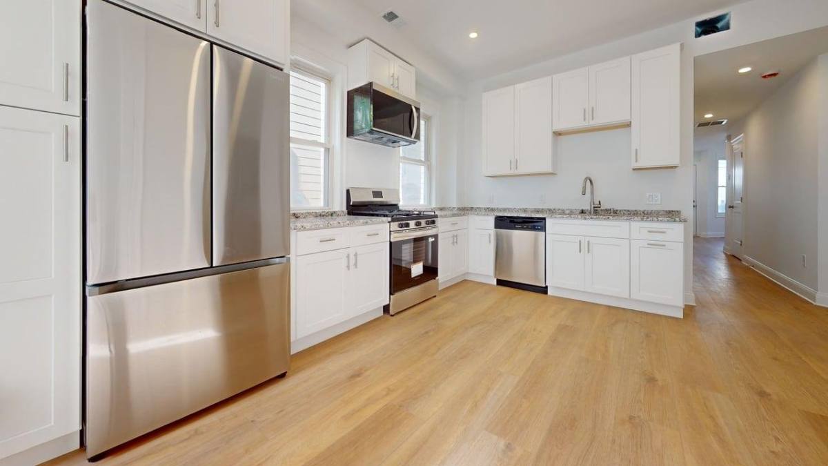 Apartment for rent at 10 Bigelow St #2, Brighton, MA 02135