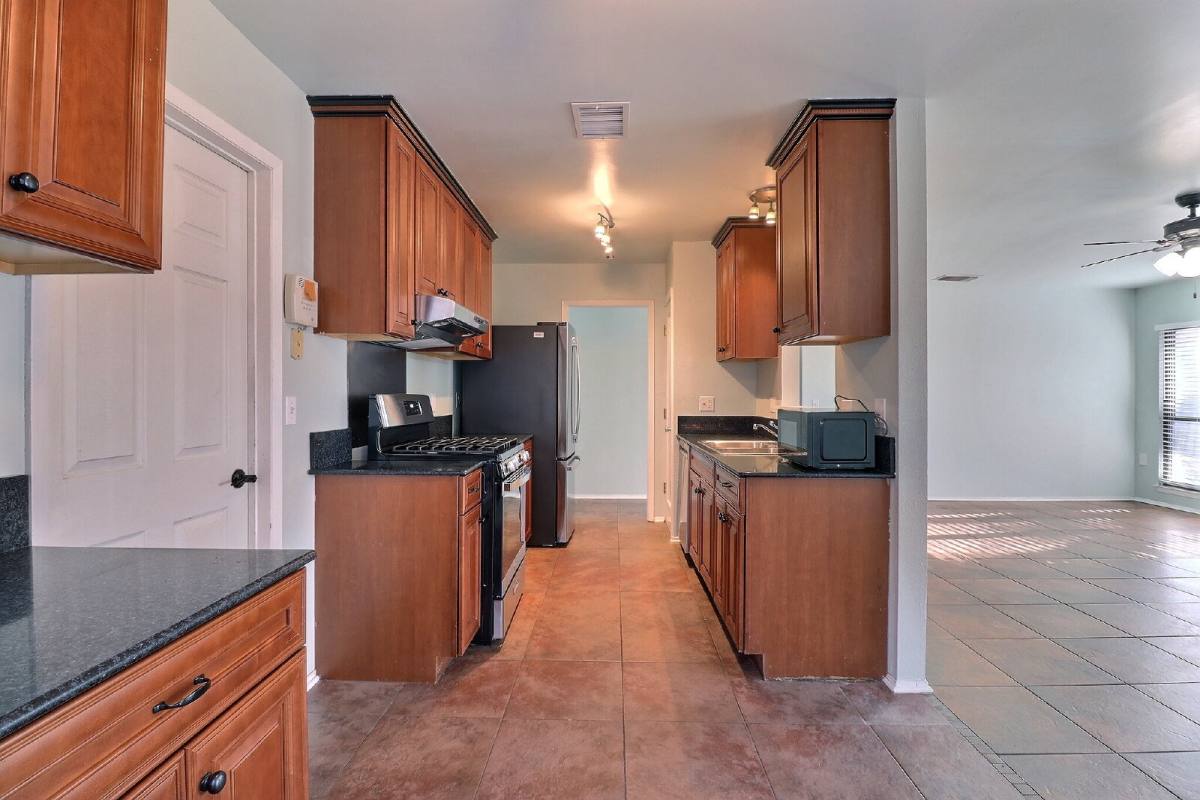House for rent at 11025 White Sands St, San Antonio, TX 78233