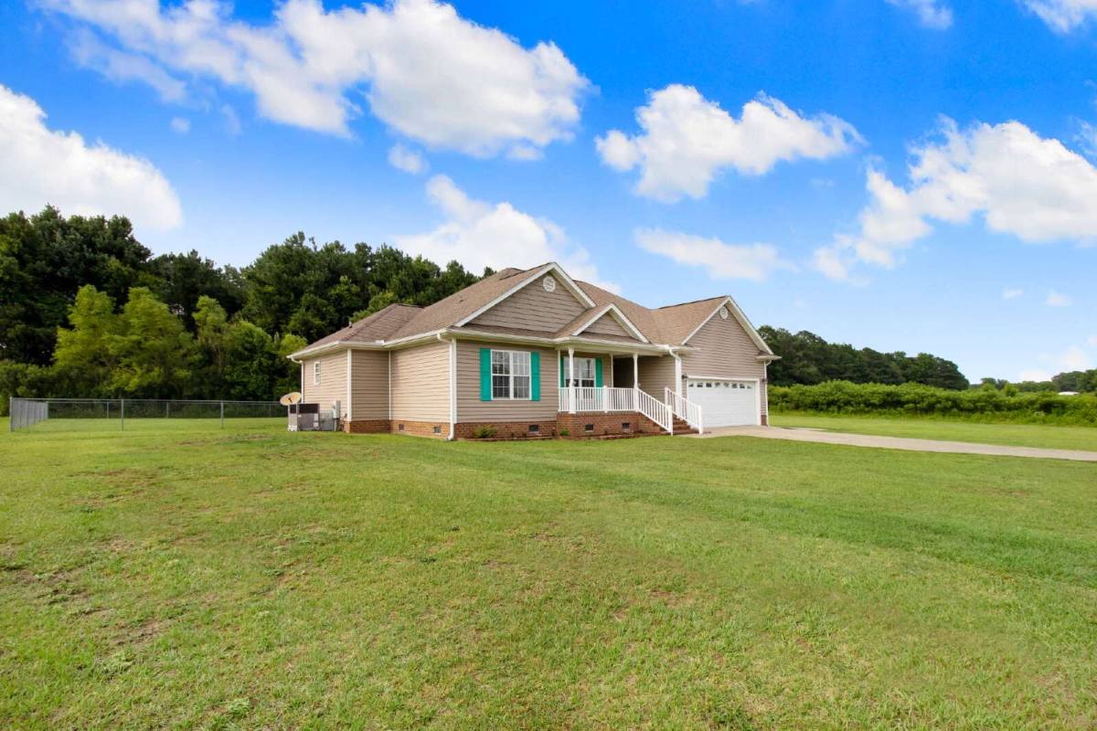 House for rent at 4062 US-Highway 13 S, Goldsboro, NC 27530